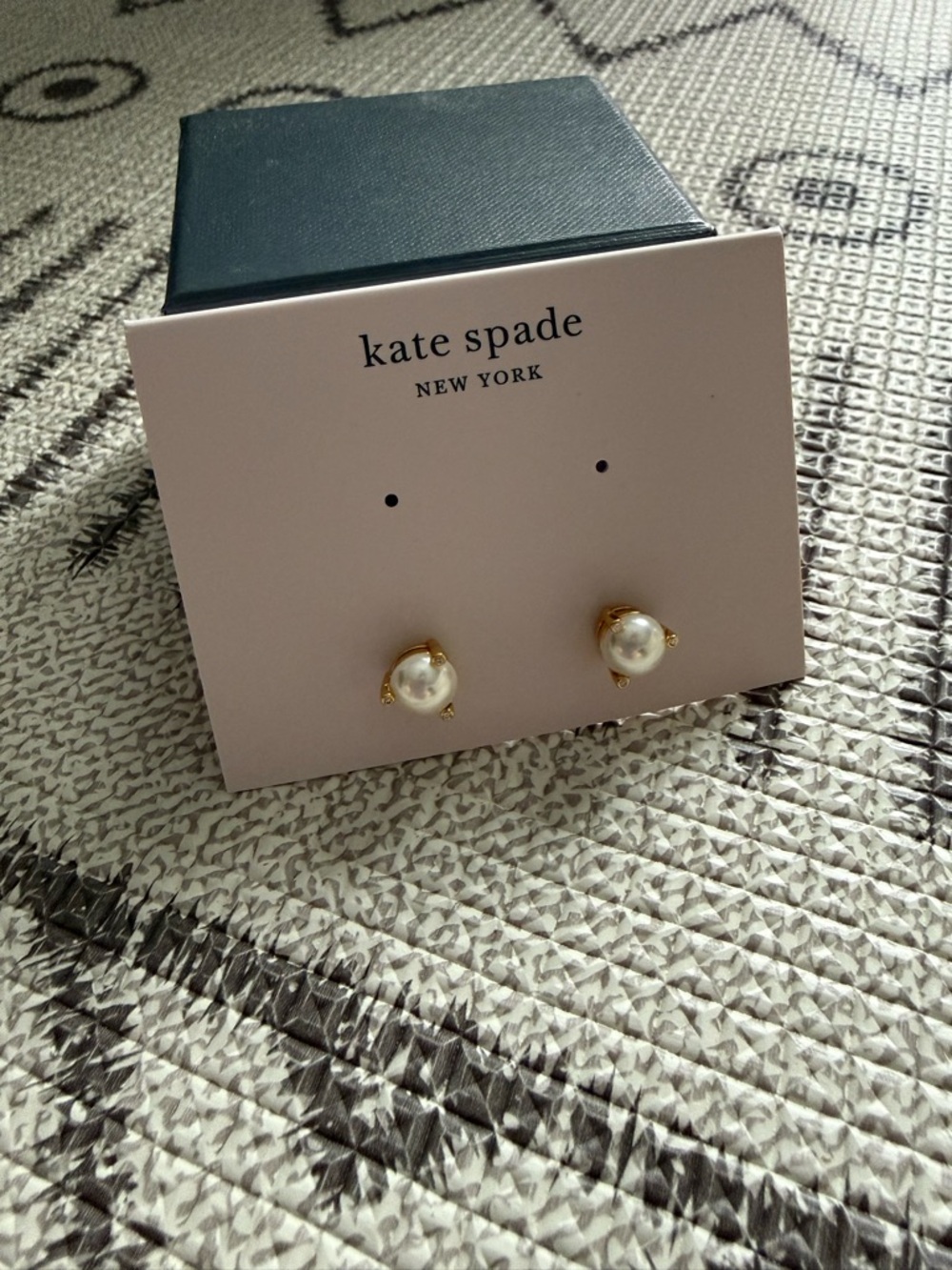 kate spade gold and pearl stud earrings